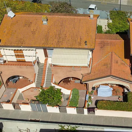 La Casa Dei Limoni Casa de Férias *